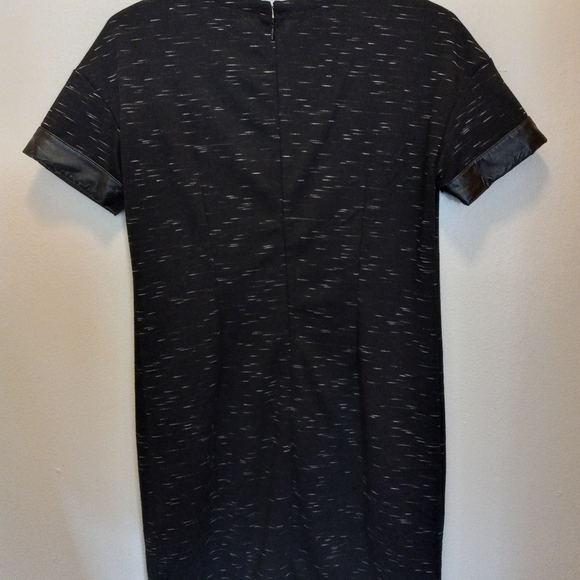 Banana Republic Mini Dress with Pockets and Leather accents - Picture 5 of 5